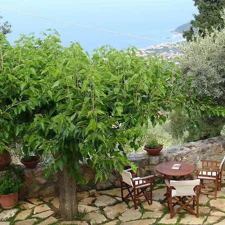 Holiday home Homeberry, Traditional Stone House In *